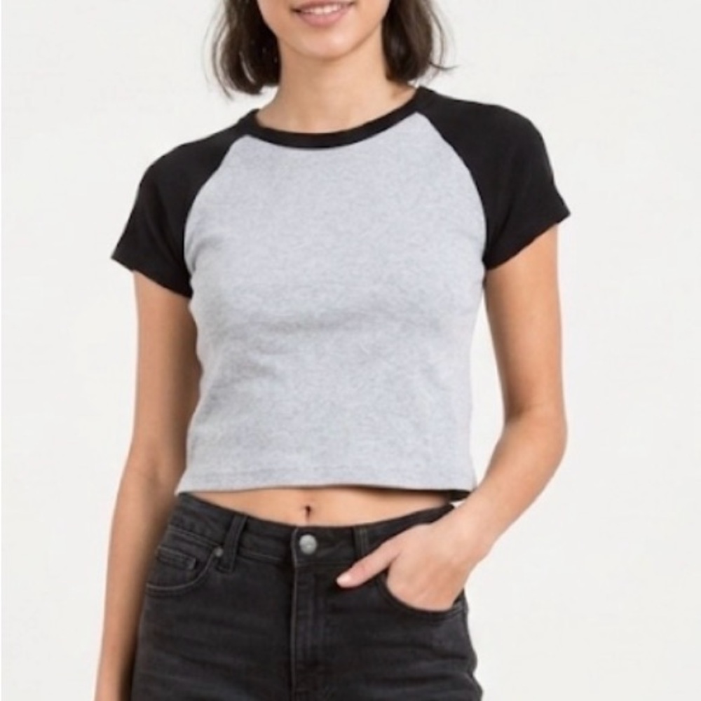Brandy Melville Black & Light Gray Cropped Raglan Tee